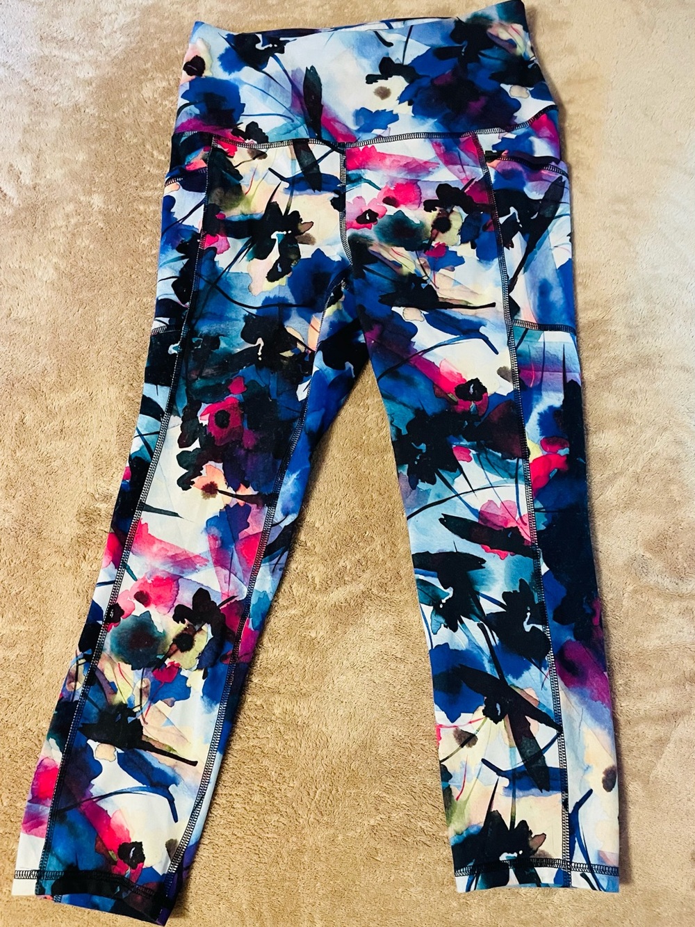 Redbox ActiveStyle: Floral Fun Super Soft Capri Legging /Flutter 7/8 Legging